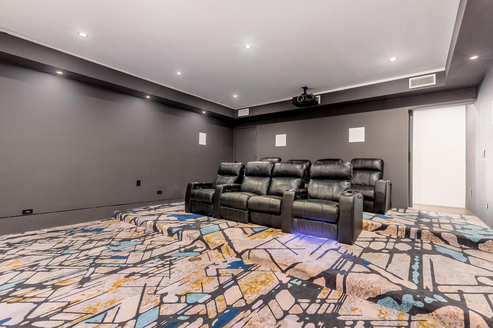 Luxury Micro-Resort, Theater, Sauna, Heated Pool Phoenix Esterno foto